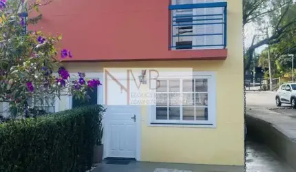 Casa MODERNA de Condomínio em Granja Viana  -  Cotia