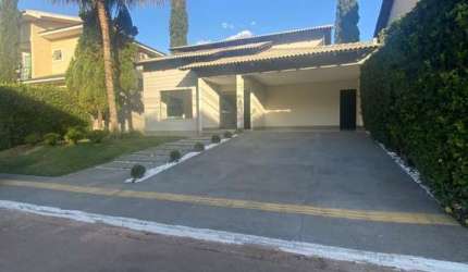Casa em condomínio fechado com 4 quartos à venda na Madri 2, 22, Jardins Madri, Goiânia por R$ 1.750.000