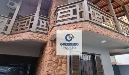 Casa com 4 dormitórios para alugar, 275 m² por R$ 8.253/mês - Fazenda - Itajaí/SC