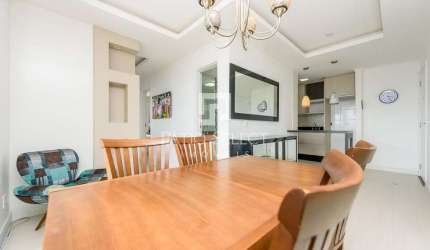 Apartamento com 62 m², 2 quarto sendo 1 suíte para alugar no bairro Xaxim.