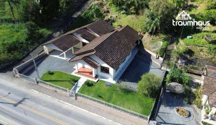 Casa com 5 dormitórios para alugar, 230 m² por R$ 2.200/mês - Vila Itoupava - Blumenau/SC