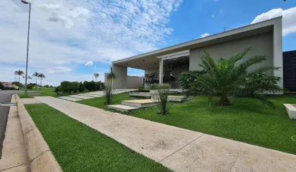 Casa à venda em Jaguariúna, Residencial Campo Camanducaia, com 3 suítes, com 246 m²