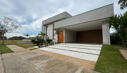 Casa à venda em Jaguariúna, Residencial Campo Camanducaia, com 3 suítes, com 256.19 m²