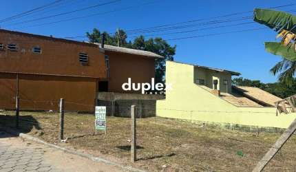 TERRENO COM 265 M² ENTRE A BAIA DOS GOLFINHOS E PONTA DOS MAGALHÃES