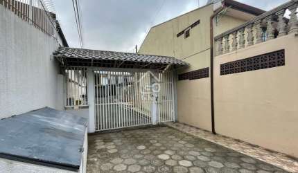 Casa em condomínio fechado com 3 quartos à venda na Rua Júlio Zandoná, Alto Boqueirão, Curitiba, 72 m2 por R$ 370.000