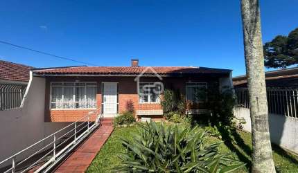 Casa com 4 quartos à venda na Rua Robert Kennedy, Tingui, Curitiba, 315 m2 por R$ 970.000