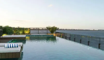 Apartamento à Venda em Camboinha