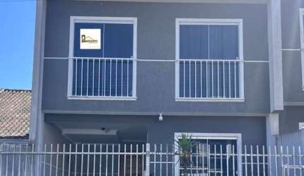 Casa à venda em Curitiba-PR, Cidade Industrial: 3 quartos, sala, 2 banheiros, garagem e 75m² de área. Aproveite!