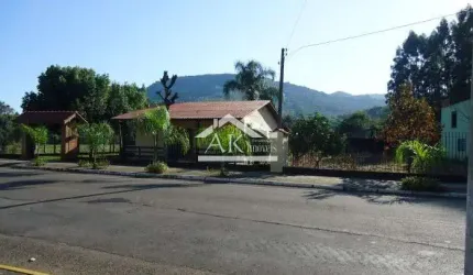 Sítio urbano com fundos ao Rio Cadeia a venda em Picada Café na Serra Gaúcha