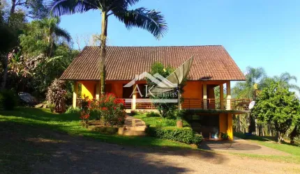 Sítio com duas casas e galpões a venda em Picada Café na Serra Gaúcha