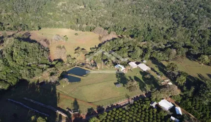 Sítio com potencial turístico à venda em São Francisco de Paula