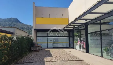 Sala comercial à venda no centro comercial de Picada Café, na Serra Gaúcha