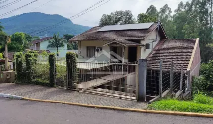 Casa com 3 quartos à venda em Picada Café na Serra Gaúcha