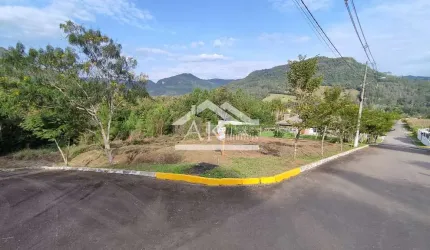 Lindo terreno de esquina com vista a venda em Picada Café na Serra Gaúcha