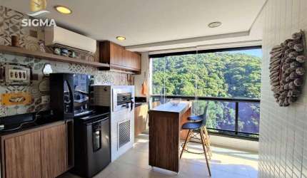 Apartamento com 3 quartos sendo 1 suíte à venda na Praia das Pitangueiras, Guarujá/SP.