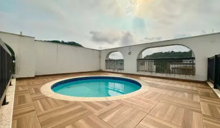 Cobertura com 4 dormitórios à venda, 280 m² por R$ 1.500.000,00 - Pitangueiras - Guarujá/SP