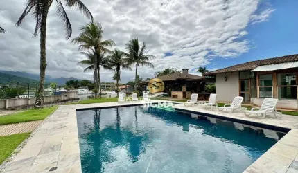 Casa com 5 Suítes à venda na Marina Guarujá - Guarujá/SP.