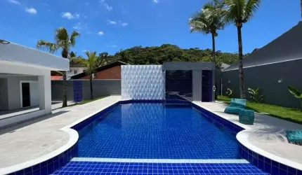 Casa com 3 quartos sendo 1 suíte à venda, 260 m² por R$ 2.200.000 - Jardim Acapulco - Guarujá/SP.
