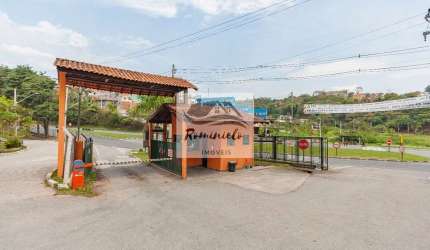 Casa de Condomínio em Parque Rizzo II  -  Cotia
