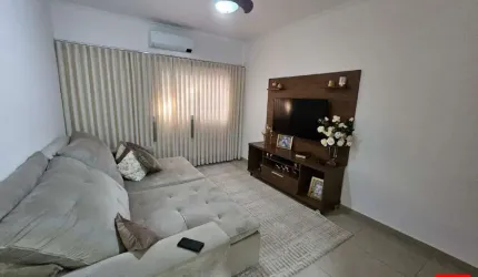 Casa à venda no Jardim Candido Bertini em Santa Bárbara d'Oeste com 3 quartos (1 suíte) e 6 vagas de garagem.