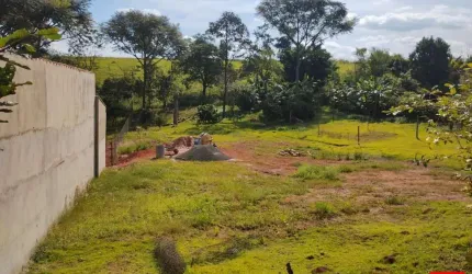 Terreno de chácara à venda no Condominio Portal dos Eucaliptos com 1000 m².