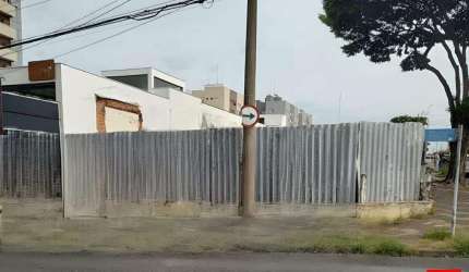Terreno à venda no Jardim Girassol em Americana