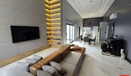 Casa alto padrão à venda no Residencial Jardins da Cidade em Nova Odessa com 3 quartos (suítes) e 6 vagas de garagem