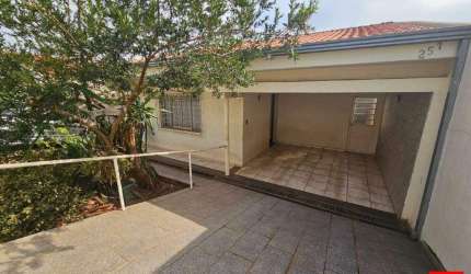 Duas Casas em Um Único Terreno à Venda em Vila Biasi, Americana