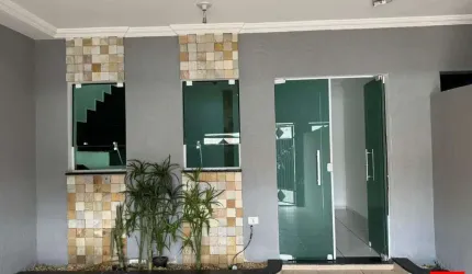 Duas Casas à Venda em Um Só Terreno no Jardim Boer