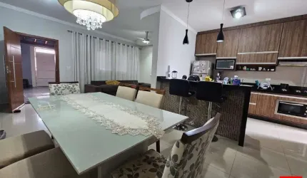 Casa à Venda no Jardim Dona Margarida em Santa Bárbara d'Oeste