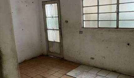 Casa à venda no Planalto do Sol, em Santa Bárbara d'Oeste com 3 quartos, sendo 1 banheiro social e 2 vagas de garagem
