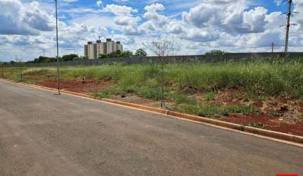 Terreno à venda no Residencial Vila Romi em Santa Bárbara d'Oeste