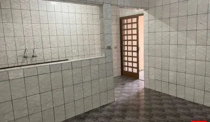 Casa à venda no Bairro Parque Residencial Frezzarin em Santa Bárbara d'Oeste com 2 quartos, sendo 1 banheiro social e 2 vagas de garagem