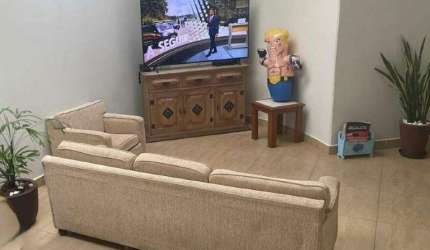 Casa à venda na Chácara Machadinho II em Americana com 4 quartos (6 suítes) e 6 vagas de garagem