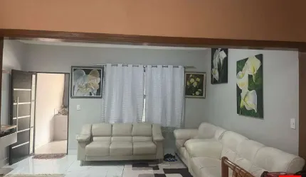 Sobrado à venda no Jardim Mollon IV em Santa Bárbara d'Oeste com 4 quartos (1 suíte) e 2 vagas de garagem