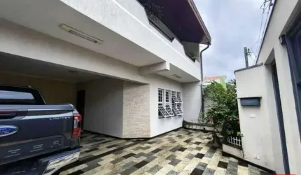 Sobrado à venda no Jardim Alfa em Santa Bárbara d'Oeste com 3 quartos (1 suíte) e 4 vagas de garagem