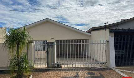 Casa à venda na Vila Mariana em Americana com 2 quartos e 1 vaga de garagem