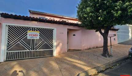 Casa para locação no Parque das Nações em Americana com 2 quartos e 2 vagas de garagem