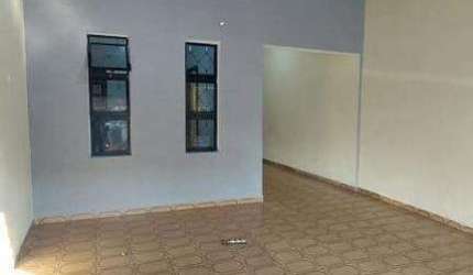 Casa à venda na Cidade Nova em Santa Bárbara d'Oeste com 3 quartos e 2 vagas de garagem