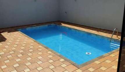 Casa para locação com 3 dormitórios (2 suítes), piscina, 3 vagas de garagem -  Aurora, Londrina/PR