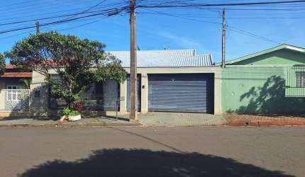 Casa para locação com 3 dormitórios sendo 1 suíte - Cafezal, Londrina, PR