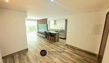 Apartamento à venda no Recreio dos Bandeirantes, Rio de Janeiro-RJ: 2 quartos, 1 suíte, 2 salas, 2 vagas, 99m². Aproveite!