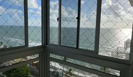 Apartamento para venda possui 140 metros quadrados com 4 quartos em Boa Viagem - Recife - PE