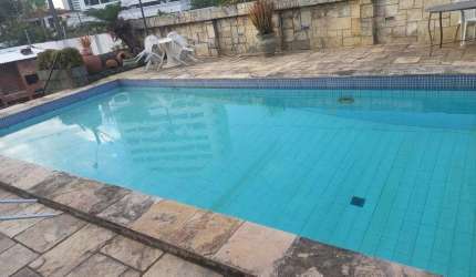 Casa para venda tem 500 metros quadrados com 4 quartos em Encruzilhada - Recife - PE