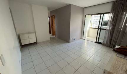 lindo apartamento em casa amarela