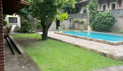 casa linda no bairro de candeias