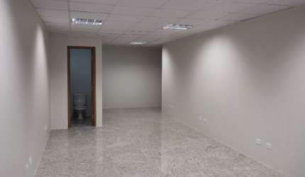 Sala Comercial No Rio Mar trader center