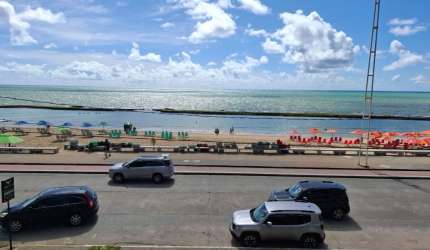 lindo apartamento na avenida boa viagem
