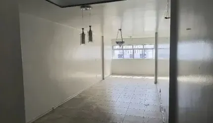 Amplo apartamento de 176m² à venda nas Graças