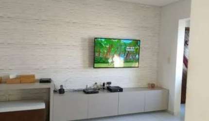 Apartamento com 3 Quartos e 2 banheiros à Venda, 168 m² por R$ 335.000